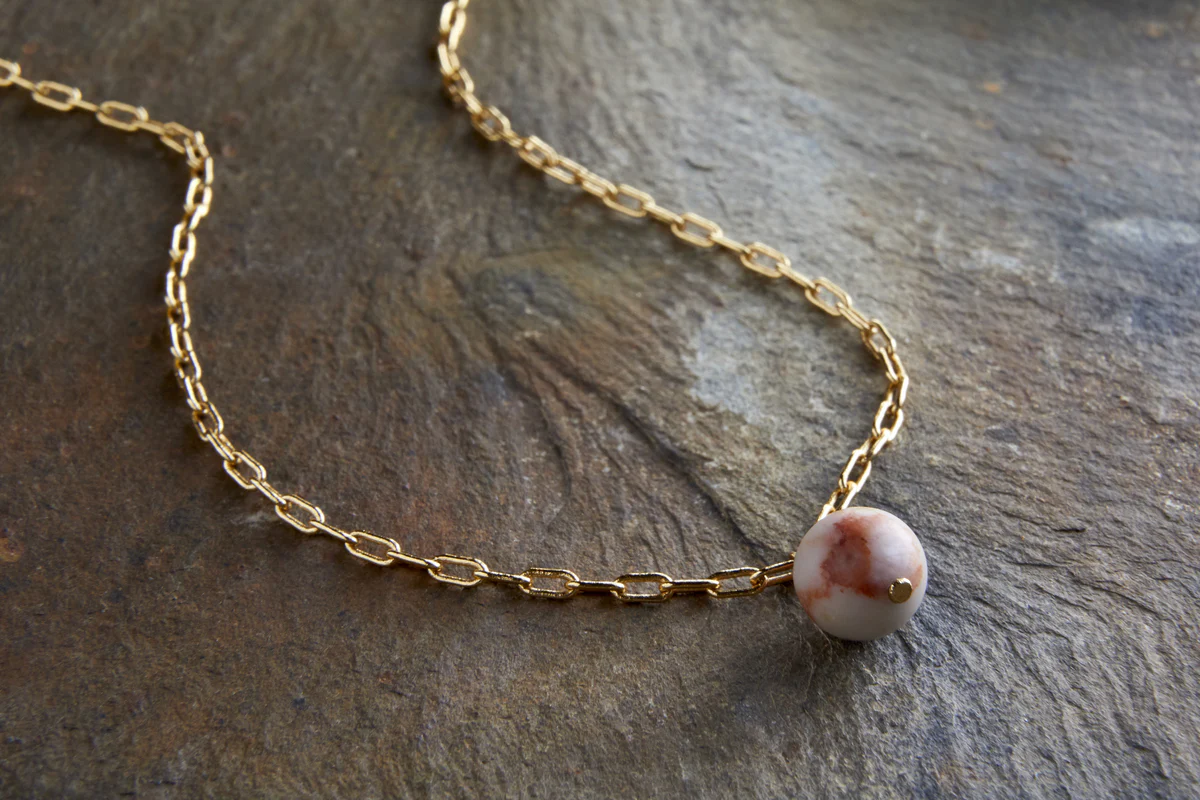 Cerita Rhodochrosite Necklace - Rhodochrosite & Gold - Image 3