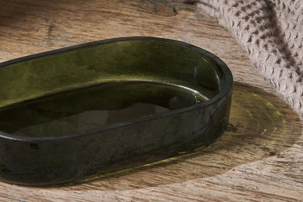 Ilcoso Recycled Hammered Glass Soap Dish - Green - Image 3