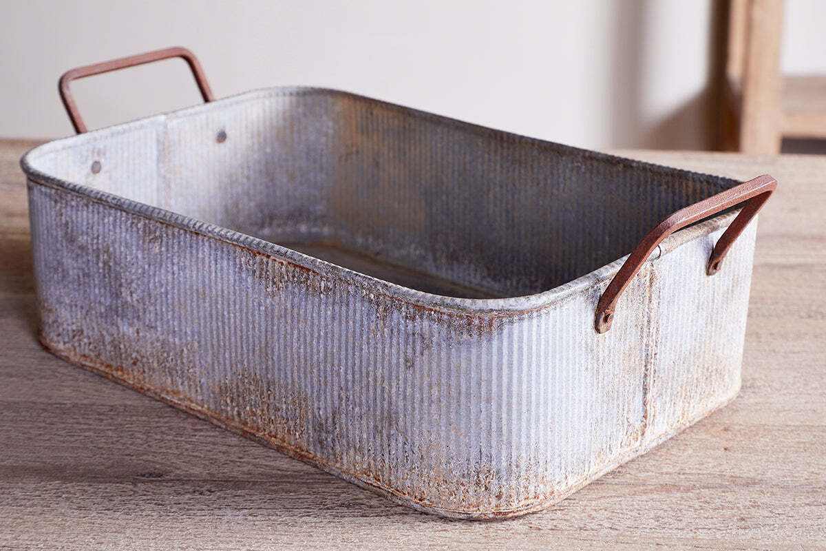 Japos Outdoor Planter Tray - Aged Zinc - Image 3