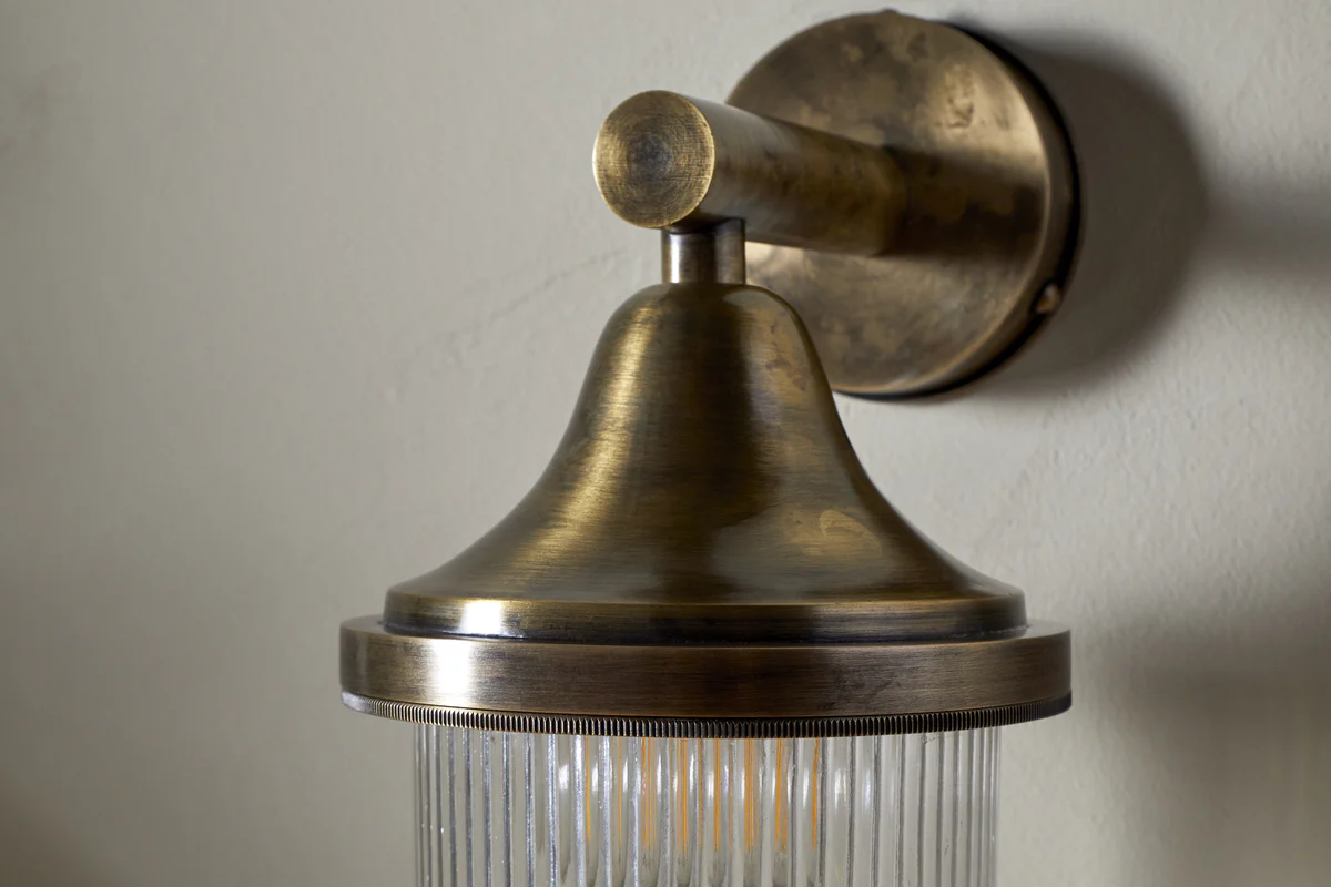 Magola Outdoor Wall Lamp - Antique Brass - Image 4