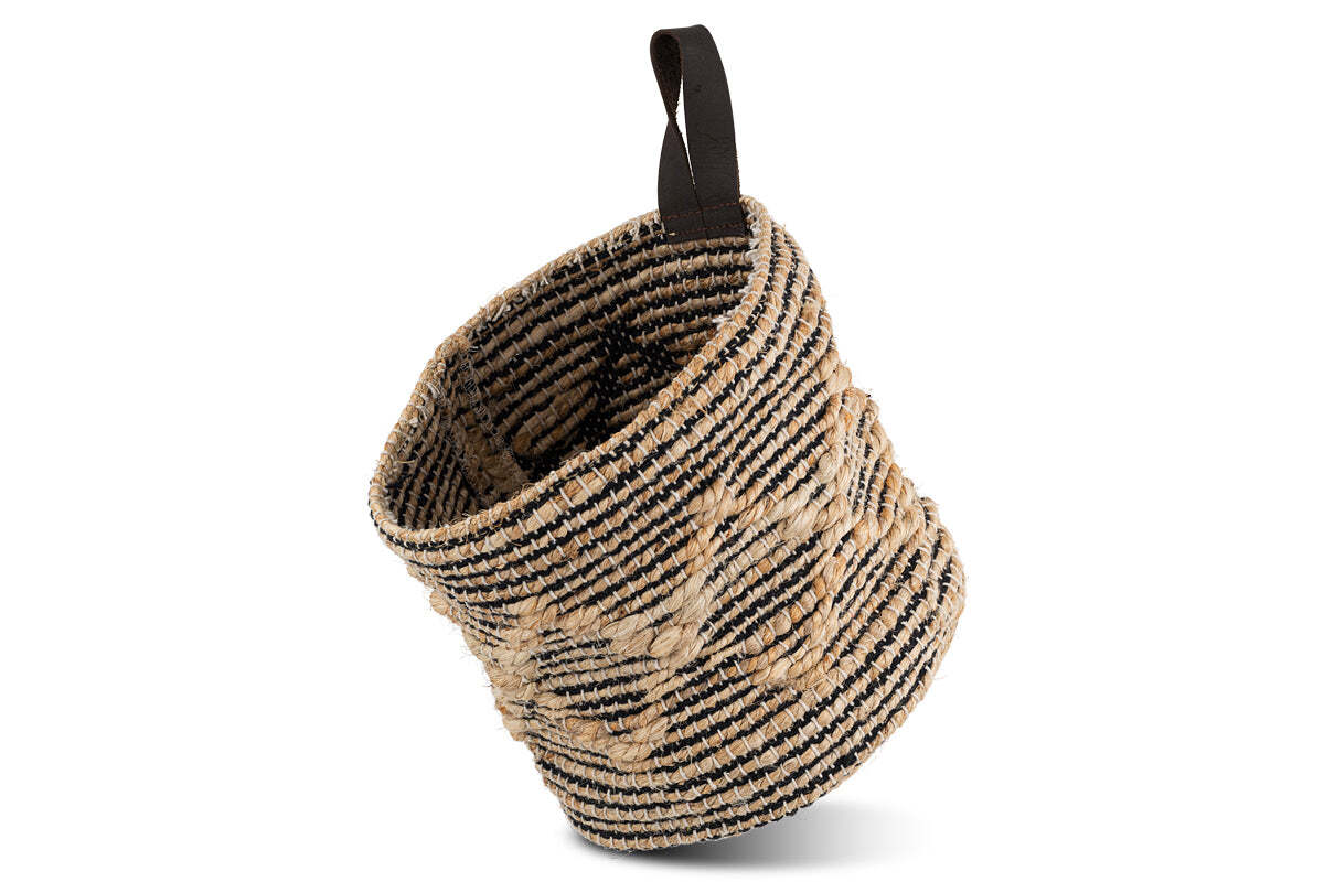 Mannu Cotton & Hemp Wall Hung Basket - Natural & Black - Image 12